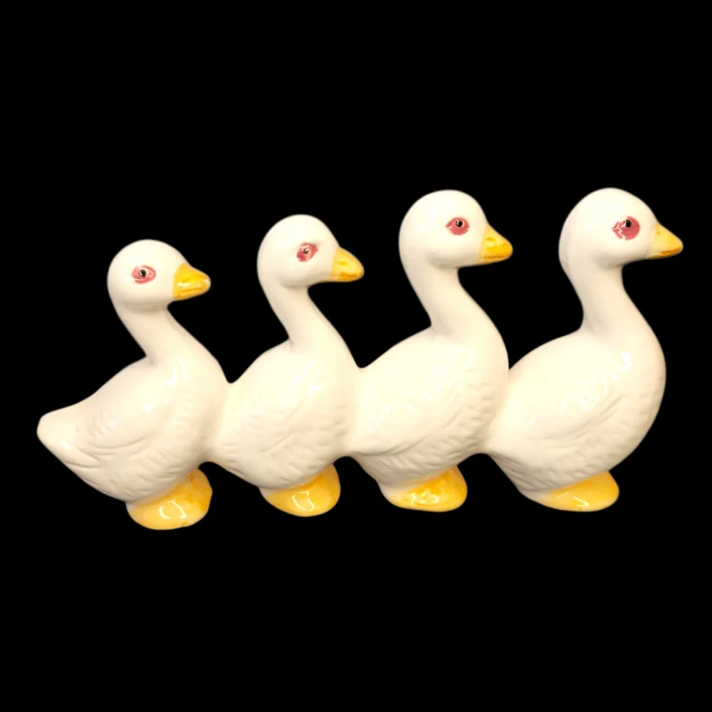 Vtg 4 In A Row Porcelain Geese Goose Duck